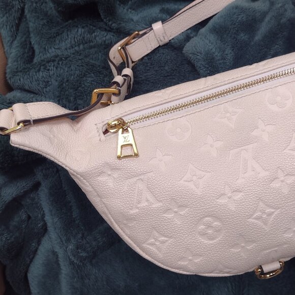 Louis Vuitton EMPRIENTE BUMBAG Créme Monogram Waist Crossbody 🤍 - Picture 15 of 16